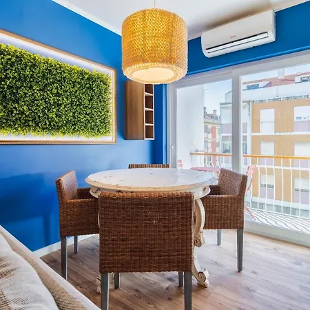 Wonder Blue Apartment *