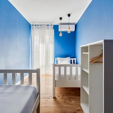 Wonder Blue Apartment *