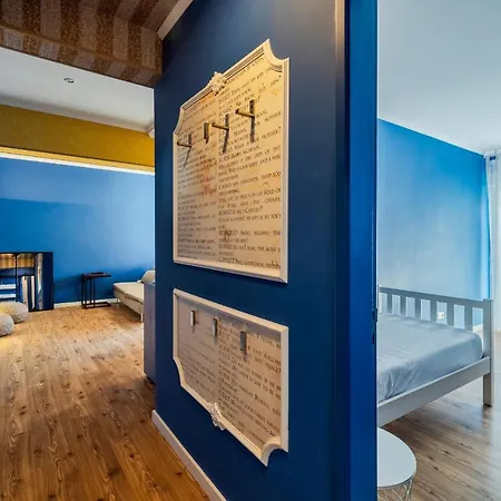 Wonder Blue Apartment *