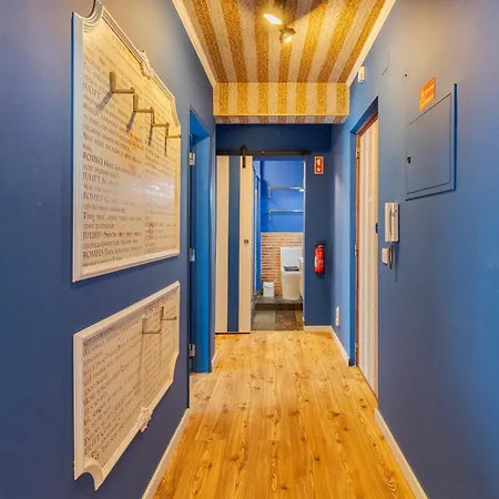 Apartment Wonder Blue *